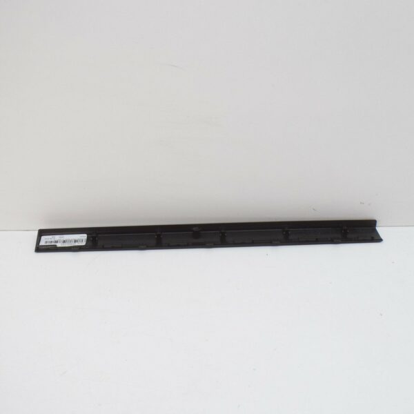 NEW AUDI A4 B8 REAR SEAT SIDE THROUGH-LOAD TRIM 8K0885943A4PK - Image 4