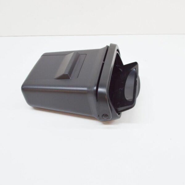 NEW VW TRANSPORTER T5 FRONT DOOR PANEL REFUSE CONTAINER 7E586770171N - Image 4