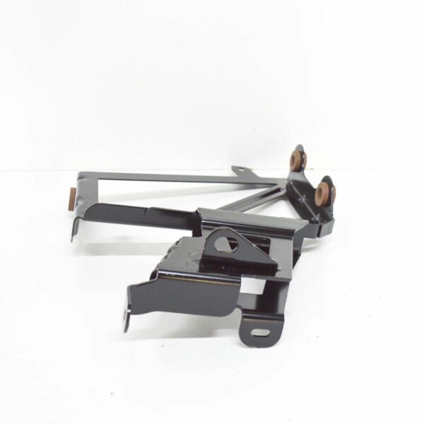 NEW AUDI Q5 FY ADDITIONAL COOLANT RADIATOR BRACKET LEFT 80A121261A - Image 4