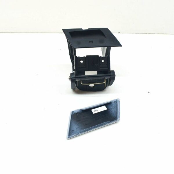 NEW VW PHAETON MK3 FRONT RIGHT HEADLIGHT WASHER COVER CAP 3D0807928BGRU - Image 4
