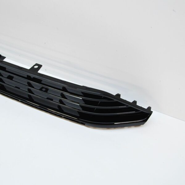NEW VW PASSAT B8 3G FRONT LOWER VENT GRILLE 3G0853677B 041 3G0853677B041 - Image 4