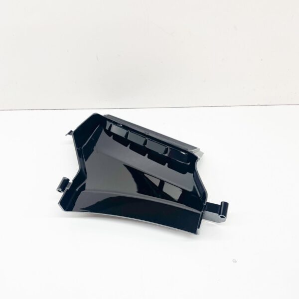 NEW AUDI RS4 B9 AVANT QUATTRO FRONT BUMPER RIGHT AIR GUIDE 8W0121764CT94 - Image 4