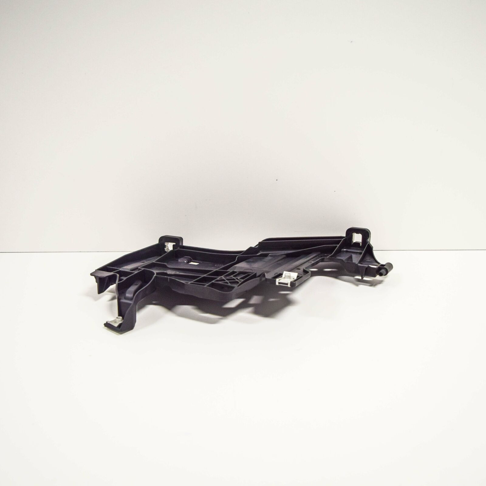 NEW AUDI A4 B8 RIGHT HEADLIGHT BRACKET 8K0941454 2010 4 NEW AUDI A4 B8 RIGHT HEADLIGHT BRACKET 8K0941454 2010 - Image 4