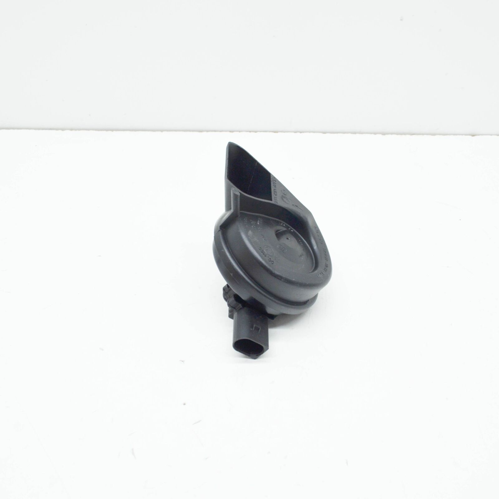 NEW AUDI A4 B8 LEFT SIDE FANFARE 8T0951223 4 NEW AUDI A4 B8 LEFT SIDE FANFARE 8T0951223 - Image 4