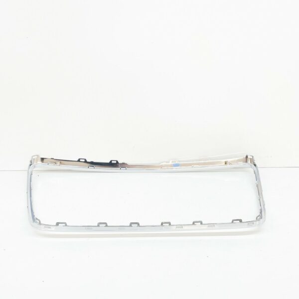NEW AUDI A3 8P FRONT RADIATOR GRILLE SURROUND TRIM FRAME 8P0807715A2ZZ - Image 4
