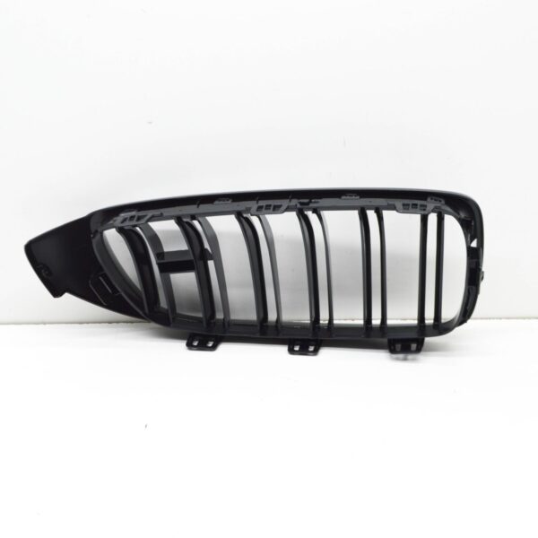 NEW BMW 3 F80 M FRONT BUMPER LEFT RADIATOR GRILLE 51712352813 ORIGINAL - Image 4