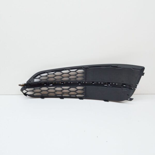 NEW AUDI A8 D4 RIGHT FOG LIGHT GRILLE 4H0807680AC3FZ - Image 4