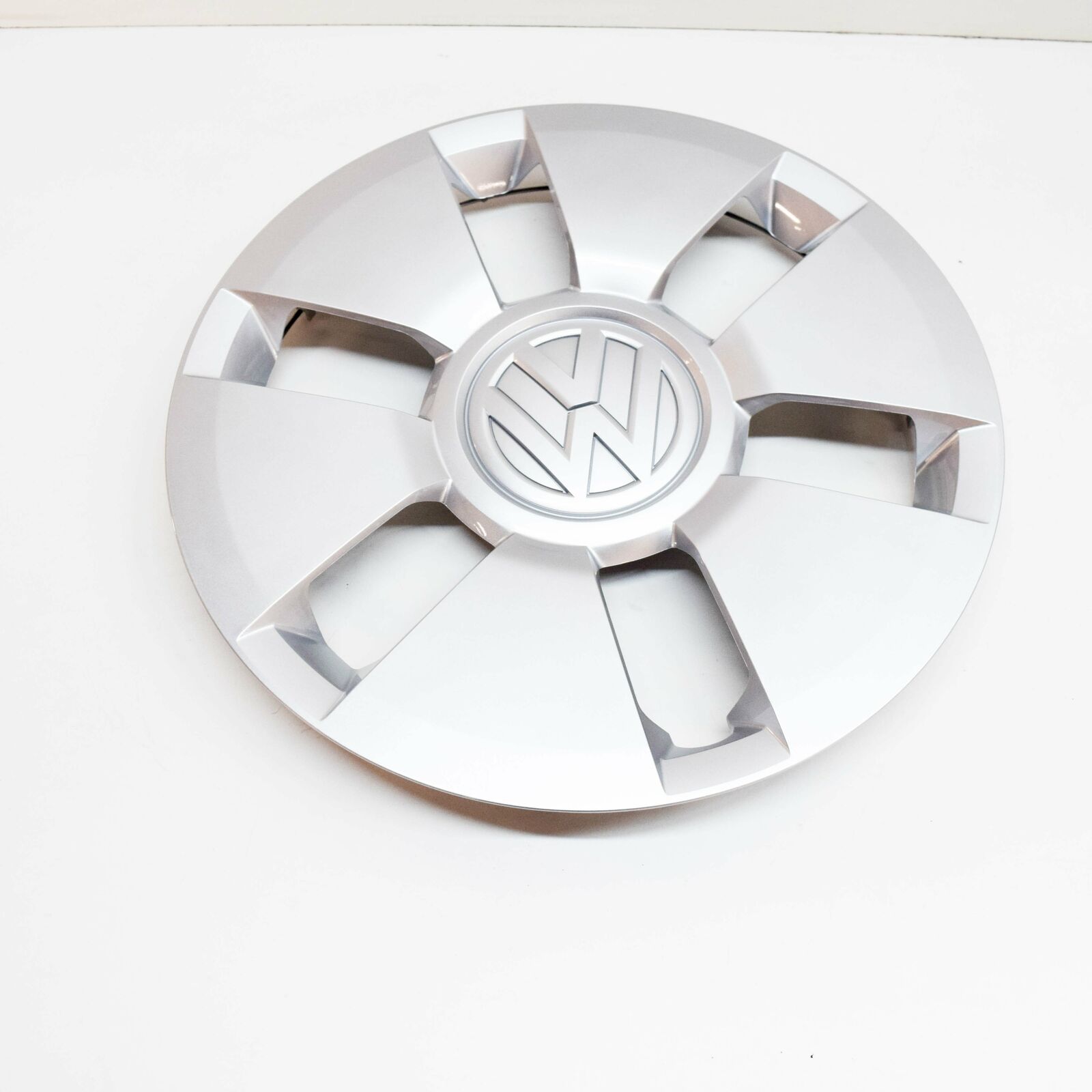 NEW VOLKSWAGEN UP WHEEL TRIM 14 INCHES COVERS SET 1S00714541ZX 4 NEW VOLKSWAGEN UP WHEEL TRIM 14 INCHES COVERS SET 1S00714541ZX - Image 4