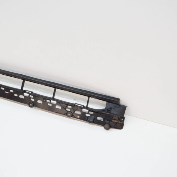 NEW AUDI Q8 4MN FRONT LOWER CENTRE GRILLE 4M8807647C9B9 4M8807647C 9B9 - Image 4