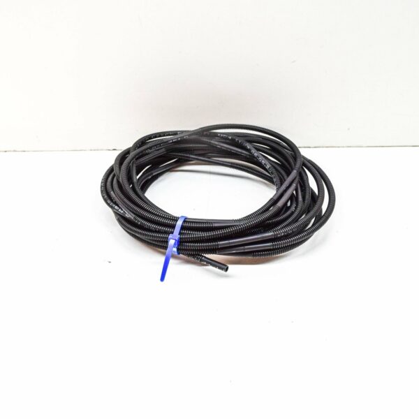 NEW AUDI A1 8X FRONT WINDSCREEN WASHER SYSTEM CORRUGATED PIPE 1J0955751D - Image 4