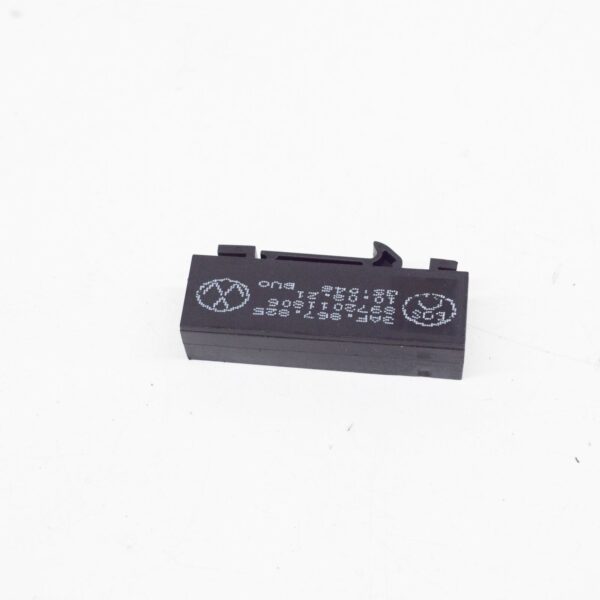 NEW VW PASSAT VARIANT B7 LUGGAGE ROLLER COVER LOCKING 3AF867825 ORIGINAL - Image 3