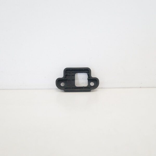 NEW AUDI A7 4G FRONT SECURING PLATE 4G8853795C ORIGINAL - Image 3