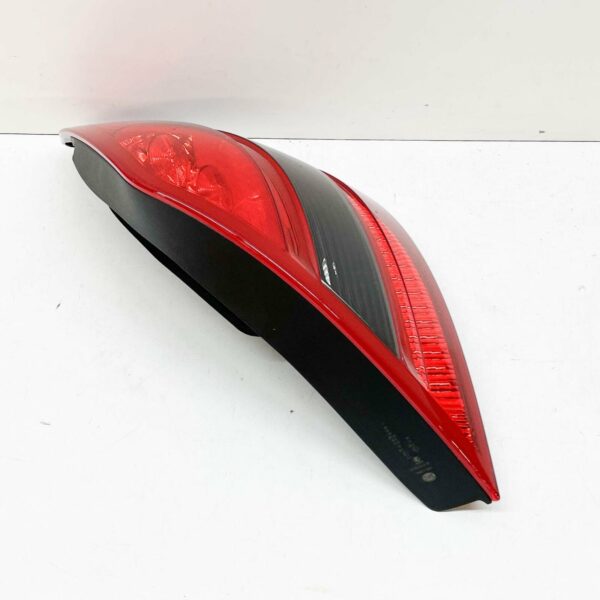 NEW MERCEDES-BENZ SLK R171 REAR RIGHT TAILLIGHT A1718200664 ORIGINAL - Image 3