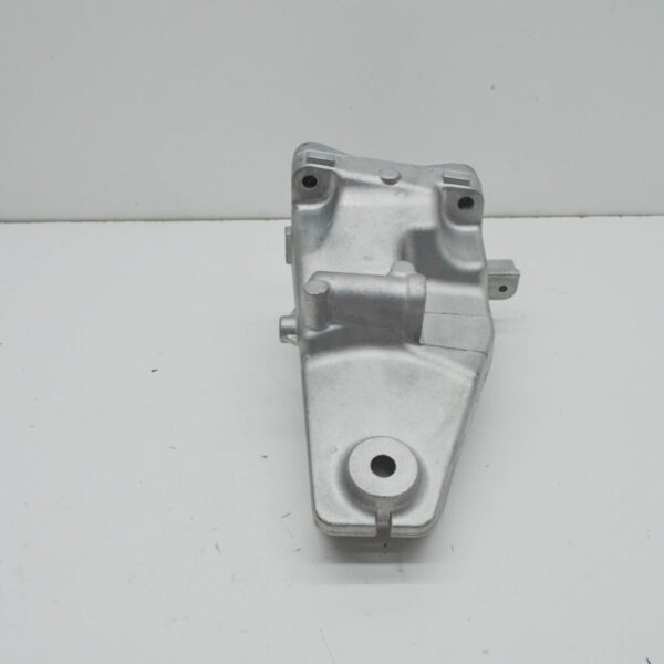 NEW MERCEDES-BENZ E W213 ENGINE CARRIER RIGHT SIDE A2742232204 ORIGINAL - Image 3