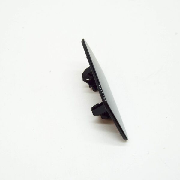 NEW SKODA SUPERB MK3 LEFT SIDE HEADLAMP WASHER COVER CAP 3V0955109A ORIGINAL - Image 3