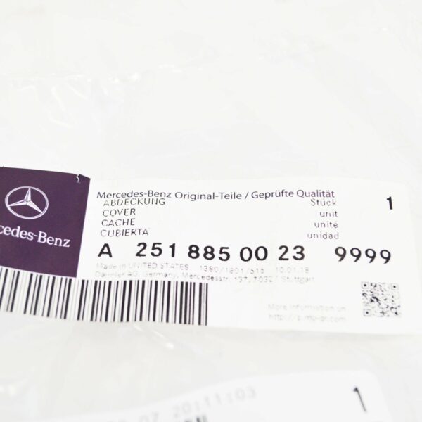 NEW MERCEDES BENZ R W251 FRONT BUMPER TOW HOOK EYE CAP A25188500239999 ORIGINAL - Image 3