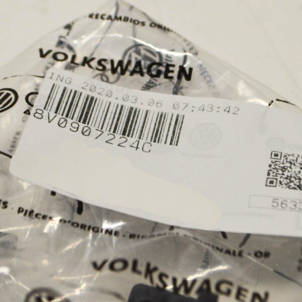 NEW AUDI A3 8V CABRIO RADAR SENSOR COVER TRIM 8V0907224C 2019 ORIGINAL - Image 3