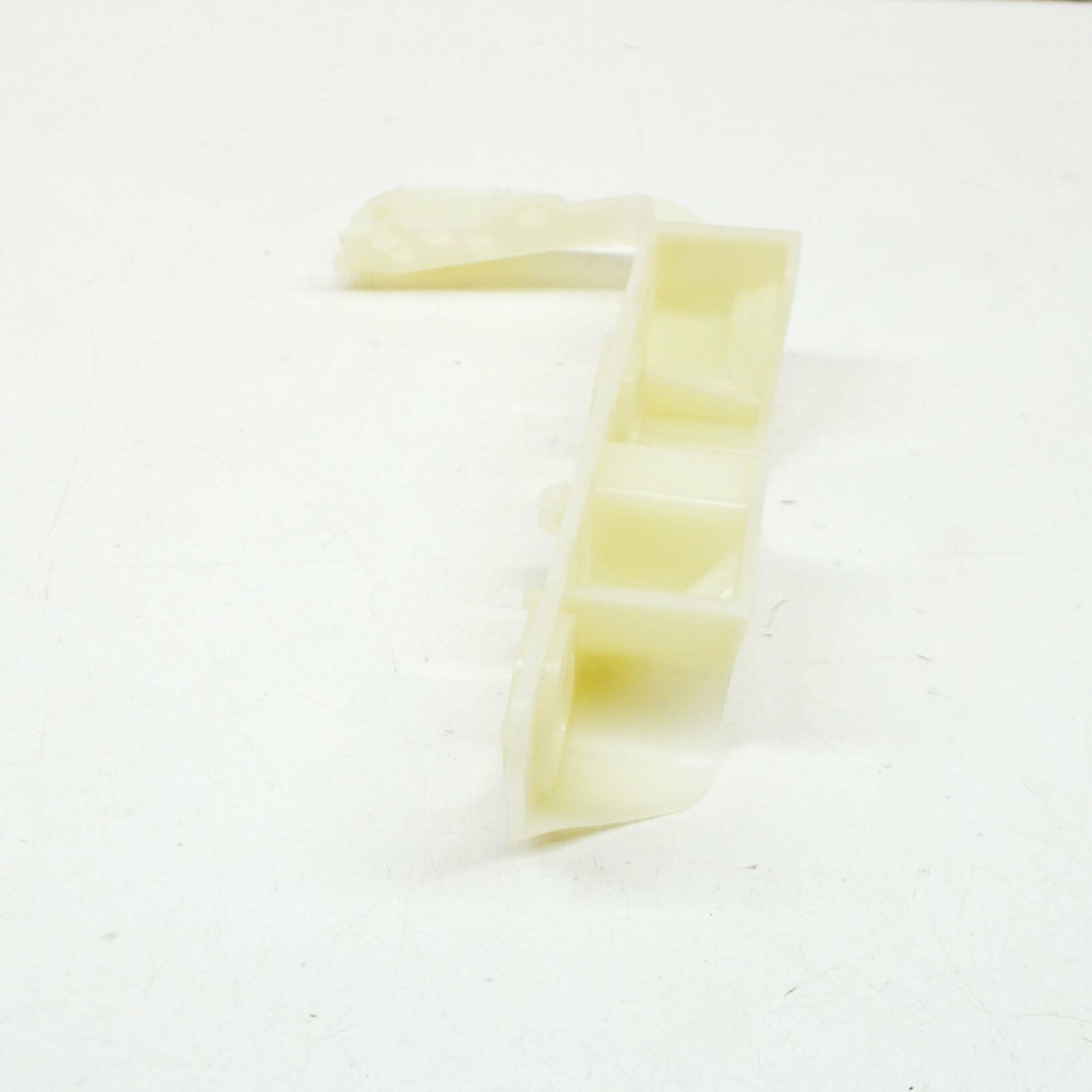 NEW AUDI A4 B9 FRONT RIGHT BUMPER COVER SUPPORT RAIL 8W0807284 5 NEW AUDI A4 B9 FRONT RIGHT BUMPER COVER SUPPORT RAIL 8W0807284 - Image 5