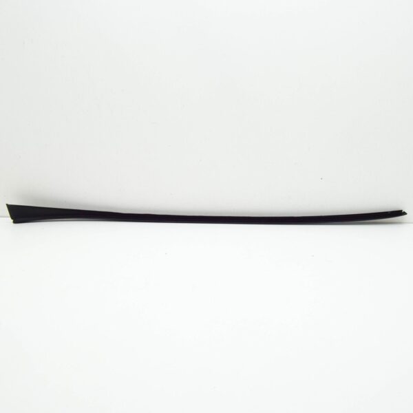 NEW SEAT LEON 5F LEFT WINDSCREEN TRIM STRIP 5F0854319E9B9 ORIGINAL - Image 3