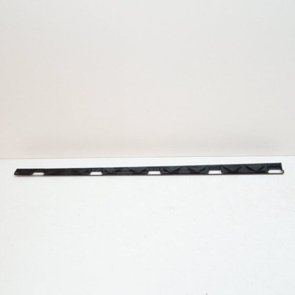NEW MERCEDES-BENZ GLE W167 FRONT RIGHT SIDE SKIRT BRACKET A1676988101 ORIGINAL - Image 3