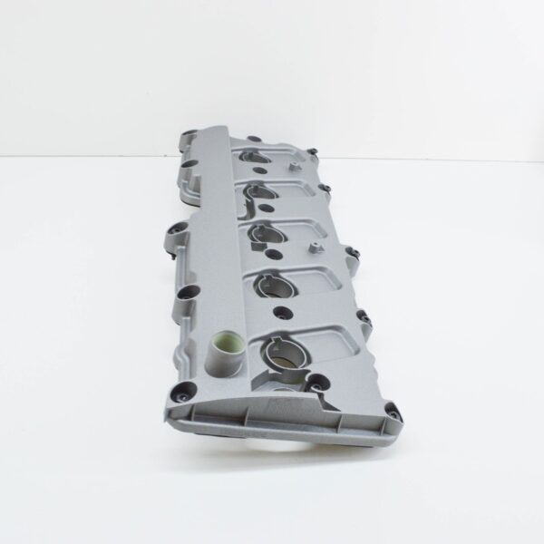 NEW AUDI R8 SPYDER 42 ENGINE RIGHT VALVE COVER 07L103472D ORIGINAL - Image 3