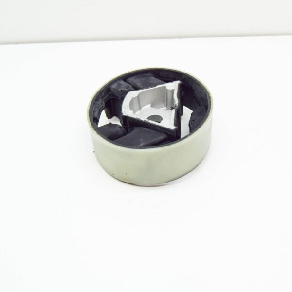 NEW VOLKSWAGEN CRAFTER SY SZ ENGINE MOUNT SUBFRAME LOWER BUSH 2N0199867 ORIGINAL - Image 3