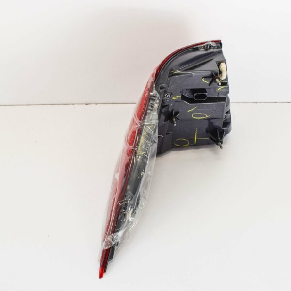 NEW MERCEDES-BENZ GLS X166 REAR RIGHT TAILLIGHT A1669065601 2017 ORIGINAL - Image 3