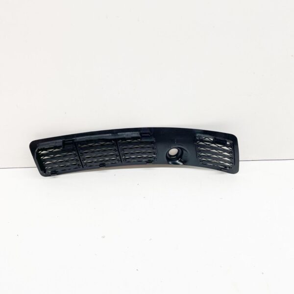 NEW BMW 3 E30 HOOD WINDSHIELD UPPER GRILLE LEFT SIDE 51131904571 ORIGINAL - Image 3