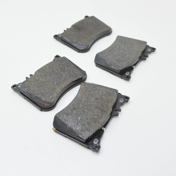 NEW MERCEDES-BENZ S W222 FRONT WHEEL BRAKE PAD SET A0004201006 ORIGINAL - Image 3