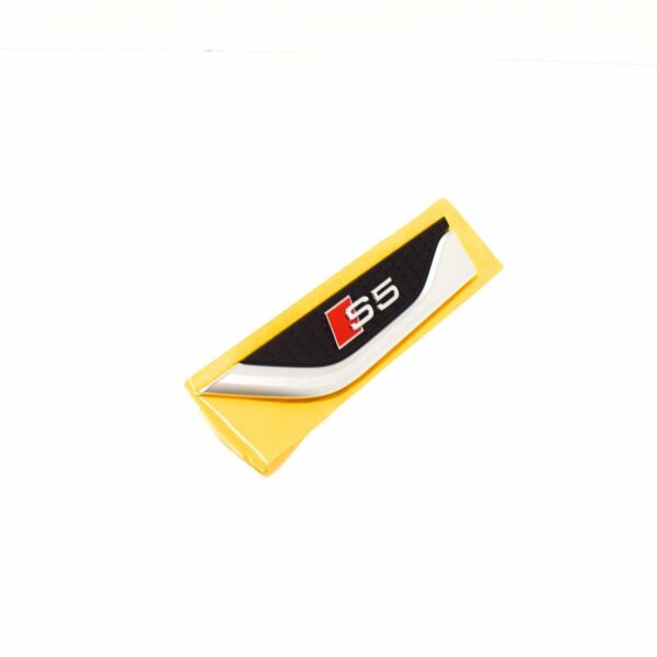 NEW AUDI S5 8W6 FRONT LEFT FENDER WING S-LINE TRIM LOGO 8W6853601CPUZ - Image 5