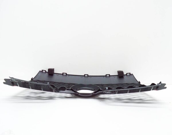NEW VOLKSWAGEN GOLF MK5 FRONT BUMPER RADIATOR GRILLE GTI 1K0853651HVW8 ORIGINAL - Image 3