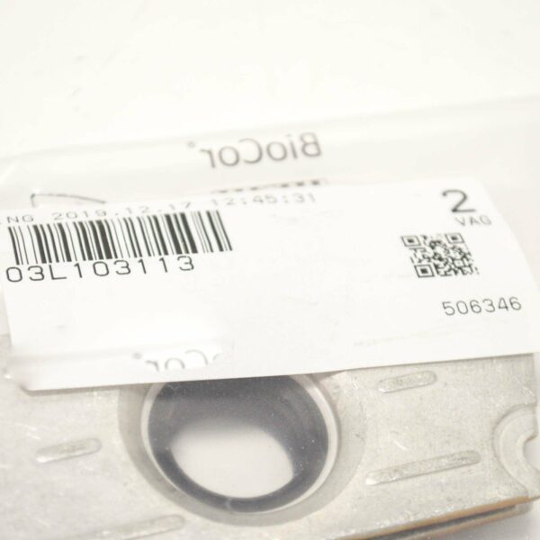 NEW AUDI A4 B8 FUEL RAIL INJECTOR END CAP 03L103113 ORIGINAL - Image 3