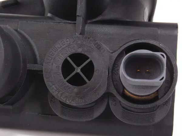 NEW VW TRANSPORTER V T5 FLATBED 7J ENGINE COOLANT THERMOSTAT 022121111H ORIGINAL - Image 3