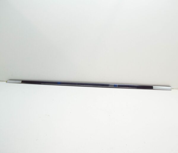 NEW MERCEDES-BENZ EQS V297 FRONT RIGHT DOOR STRIP TRIM A2976901801 ORIGINAL - Image 3