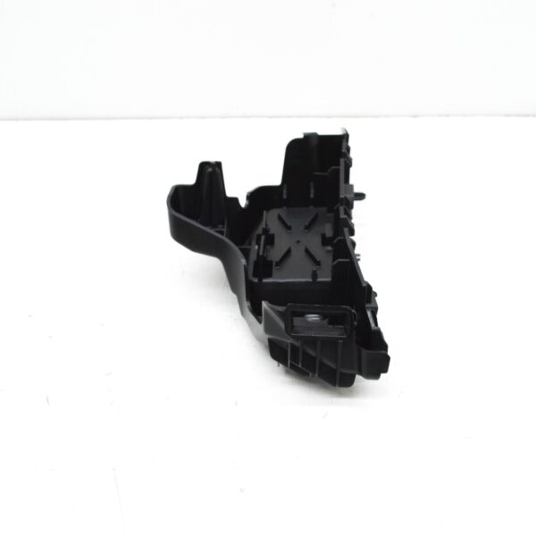NEW AUDI A3 LIMOUSINE 8Y FRONT RIGHT CARRIER GUIDE 8Y0807184A ORIGINAL - Image 3