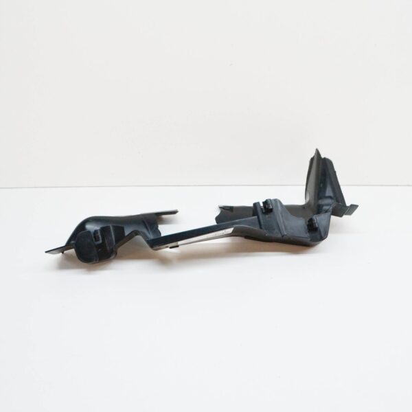 NEW AUDI A3 8V RADIATOR SUPPORT RIGHT AIR GUIDE 8V0121284A ORIGINAL - Image 3