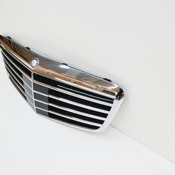 NEW MB E W211 FRONT BUMPER RADIATOR GRILLE A21188018839040 ORIGINAL - Image 3