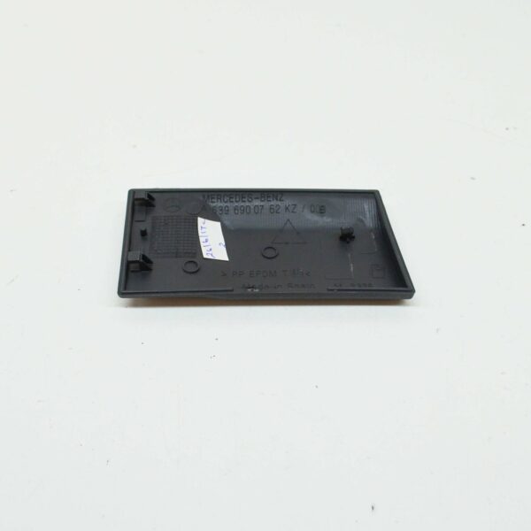 NEW MB VITO W639 OUTER FUEL FILLER FLAP TRIM A63969007629 B51 ORIGINAL - Image 3