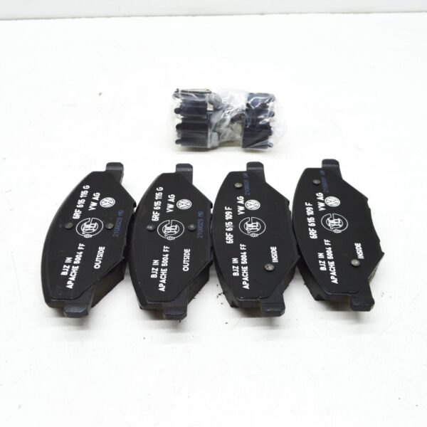 NEW VOLKSWAGEN POLO 6R FRONT BRAKE PADS SET 6RU698151B ORIGINAL - Image 3