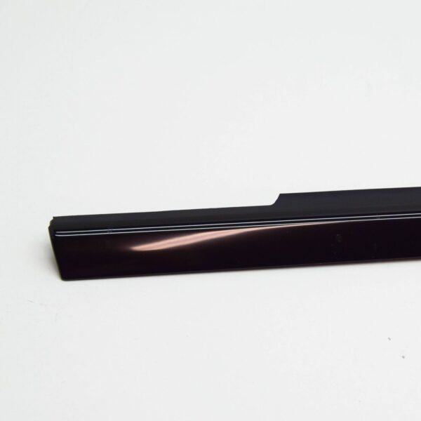 NEW MB E W212 FRONT RIGHT DOOR WINDOW OUTER SEALING RAIL A2127250465 ORIGINAL - Image 3