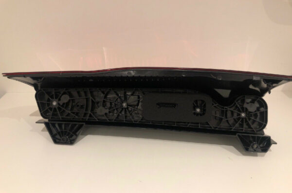 NEW MERCEDES-BENZ SPRINTER W907 REAR LEFT TAILLIGHT A9108200000 ORIGINAL - Image 3