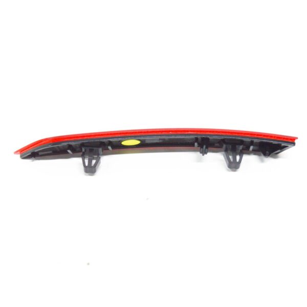 NEW VOLKSWAGEN PASSAT B8 REAR RIGHT BUMPER INNER REFLECTOR 3G0945104A - Image 5