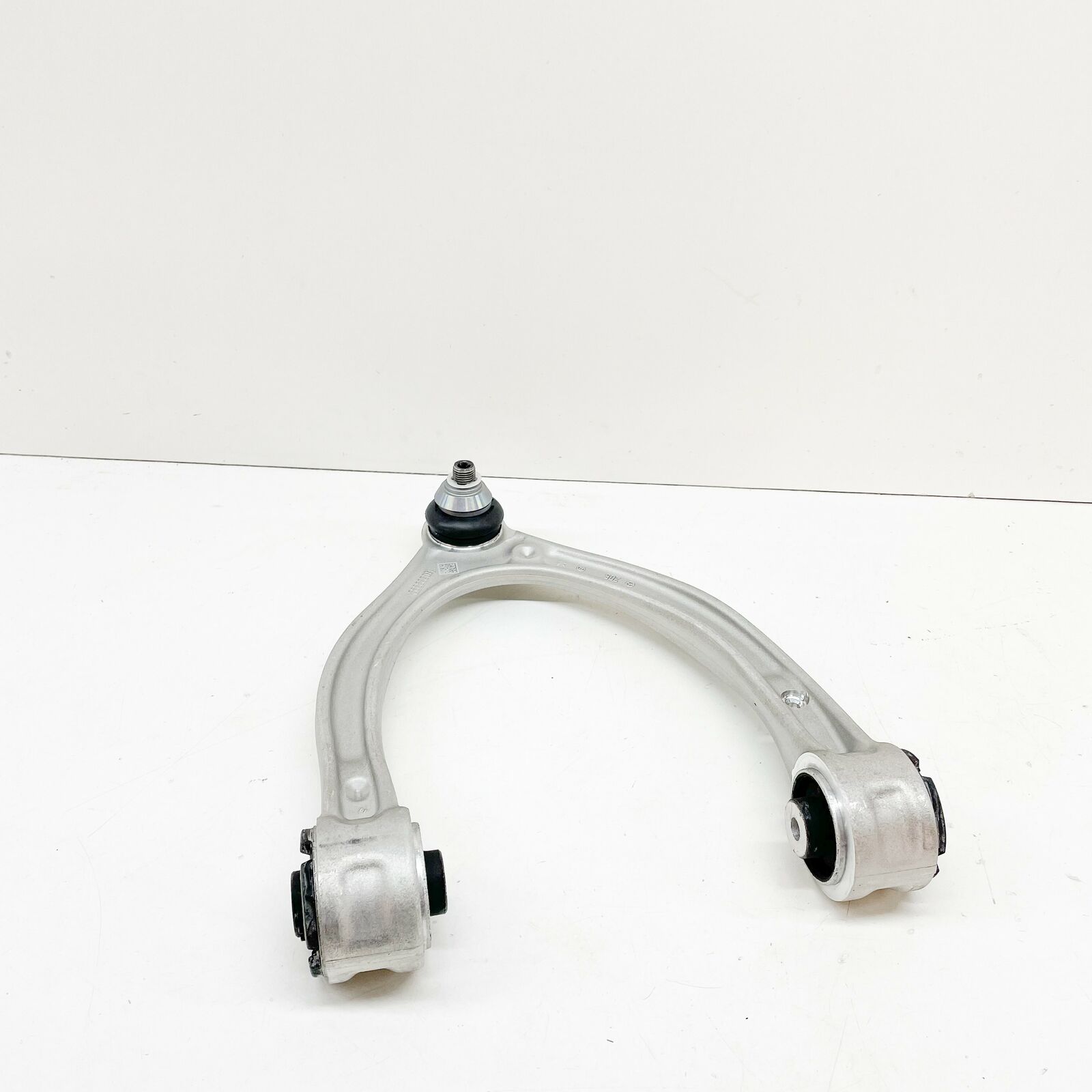 NEW MERCEDES-BENZ C-CLASS W205 FRONT RIGHT UPPER CONTROL ARM A2053305601 3 NEW MERCEDES-BENZ C-CLASS W205 FRONT RIGHT UPPER CONTROL ARM A2053305601 - Image 3