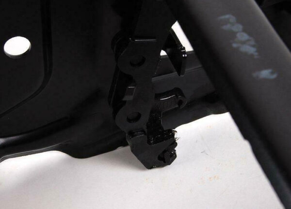 NEW AUDI A4 B8 FRONT MIDDLE ARMREST MOUNTING BASE 8K08642836PS - Image 5