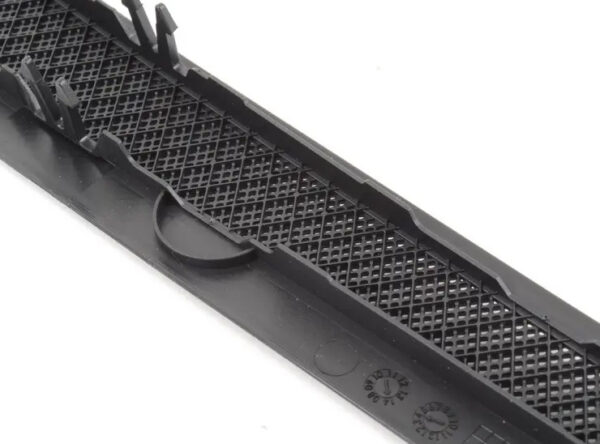 NEW MB E T-MODEL S212 UPPER RIGHT CARGO AREA COVER A21284908039051 ORIGINAL - Image 3
