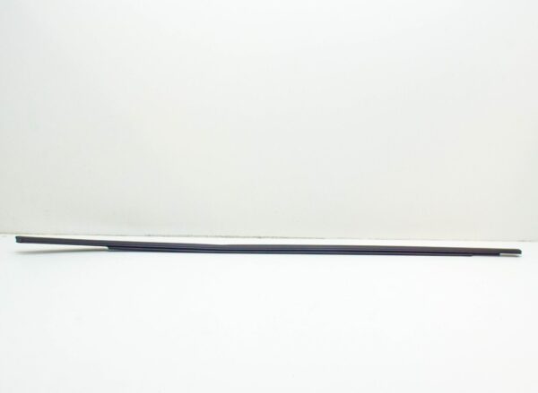 NEW BMW X3 F25 FRONT RIGHT EXTERIOR DOOR WINDOW WEATHERSTRIP 51337317906 - Image 3
