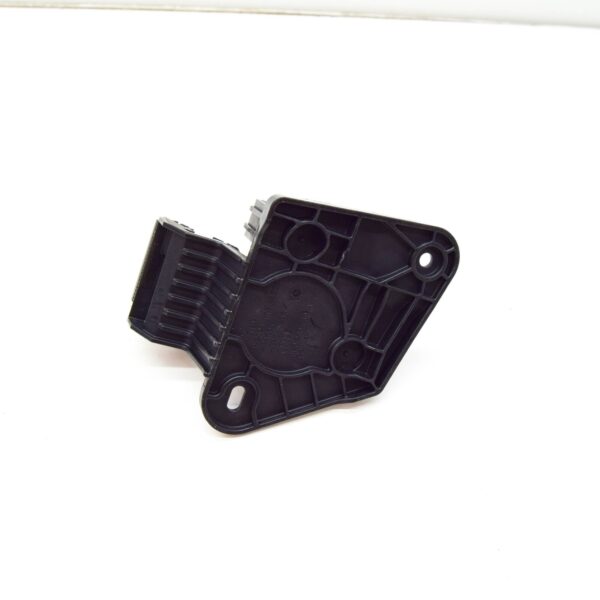 NEW AUDI RSQ3 8U A/C REFRIGERANT HOSE BRACKET 8U0260759A ORIGINAL - Image 3