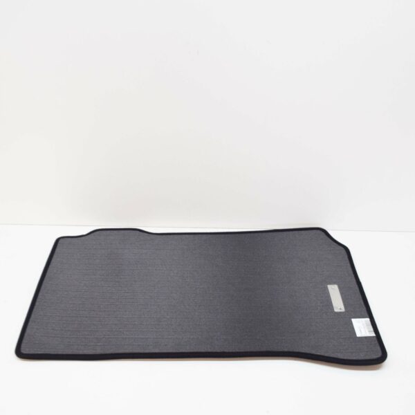 NEW MB C W204 FRONT FLOOR MATS RHD A2046805048649G32 - Image 3