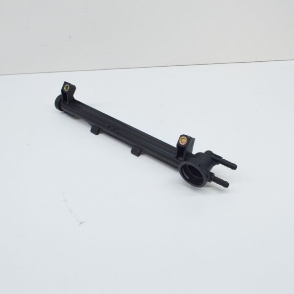 NEW VOLKSWAGEN BEETLE 9C FUEL RAIL 06A133317R - Image 3