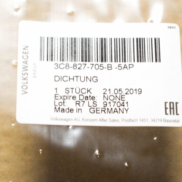 NEW VW CC 358 REAR TRUNK LID SEAL 3C8827705B5AP - Image 5
